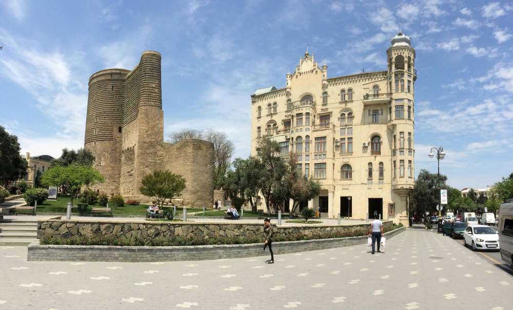 Salam Baku with Welcome Tea set