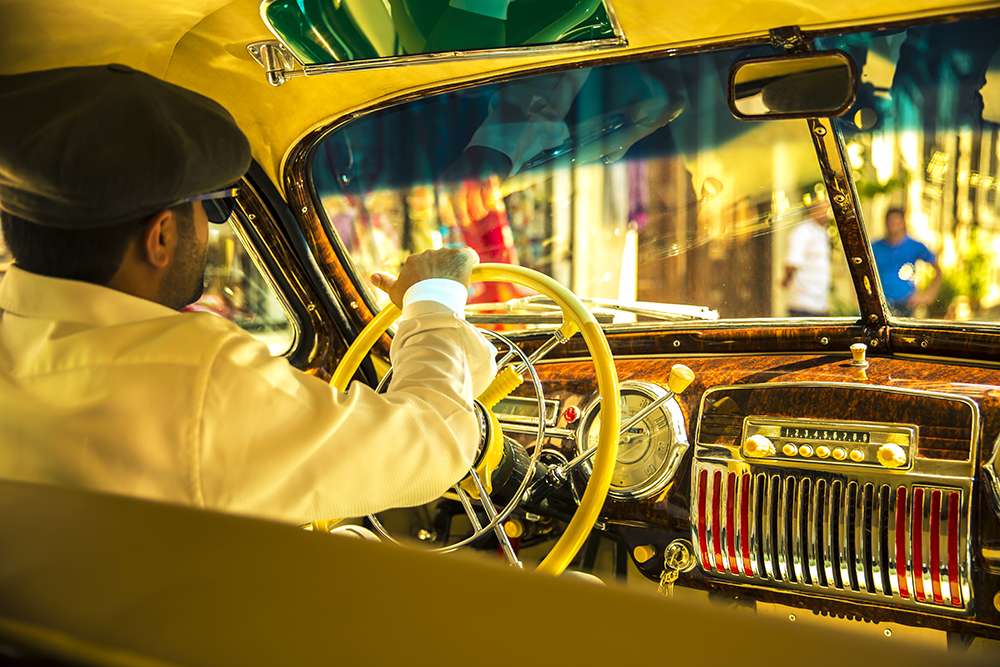 Retro Maşınlarla Bakı İncəsənət Turu