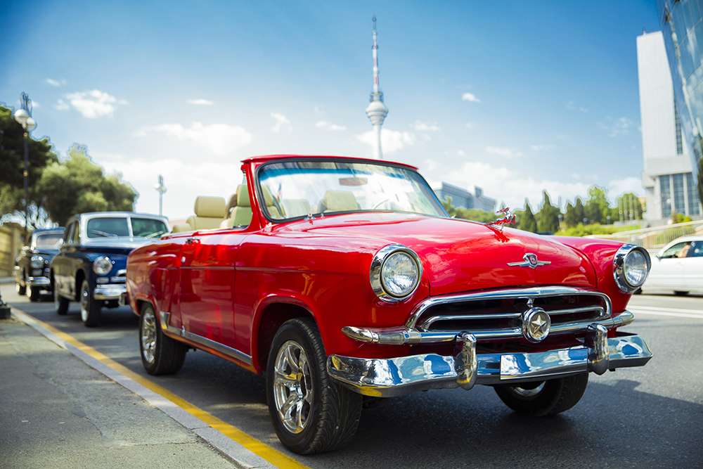 Retro Maşınlarla Bakı İncəsənət Turu